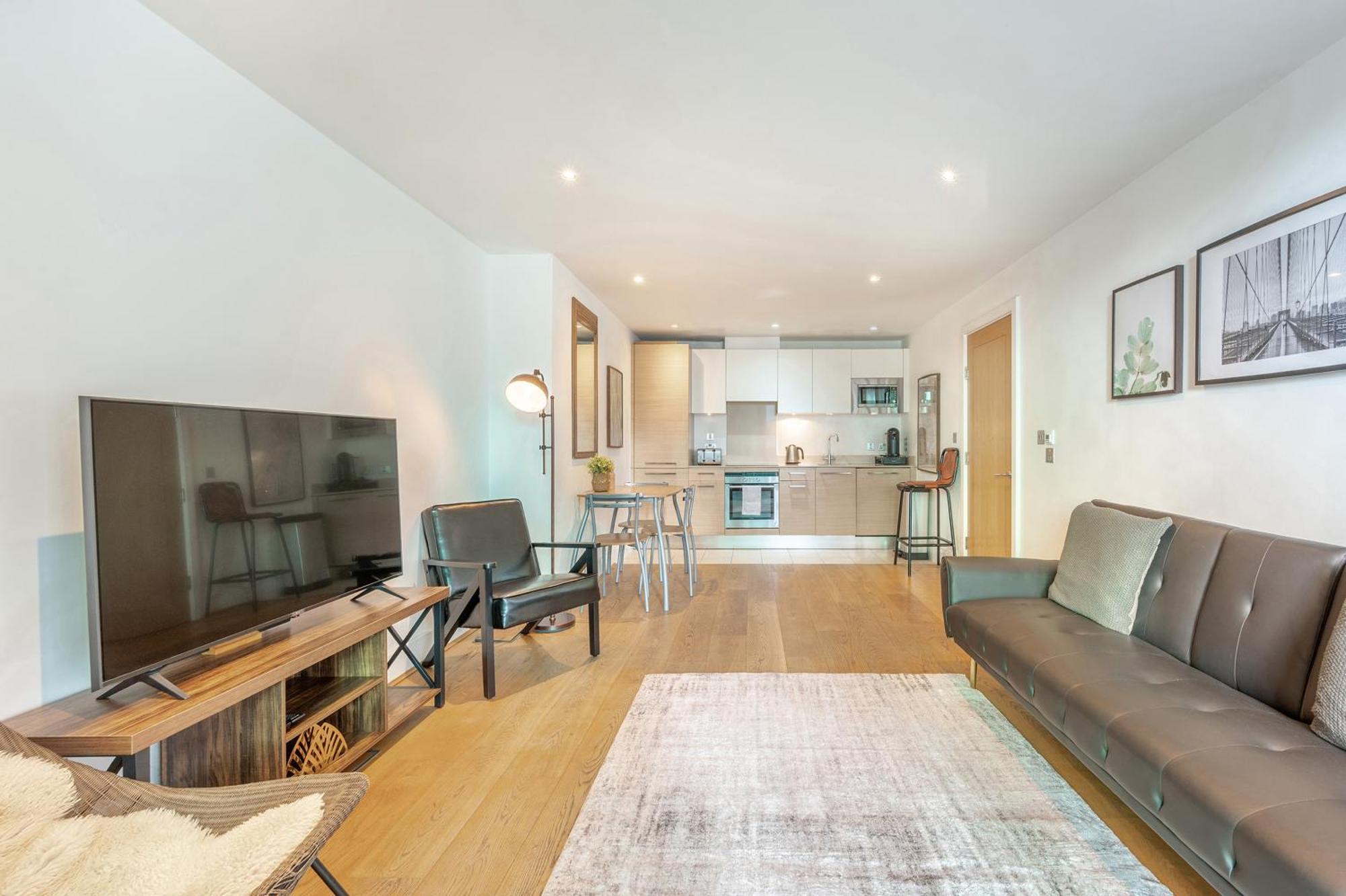 Riverside Balcony Apartments, 10 Minutes From Oxford Circus Londres Exterior foto